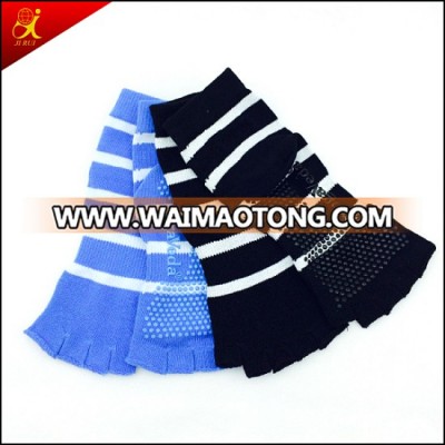 2015 Stripe Design Yoga Grip Socks