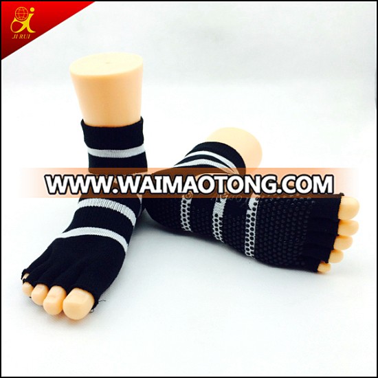 OEM Service High Quality Yoga Toeless Socks