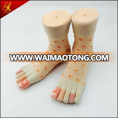 2015 Wholesale Colored Cotton Socks