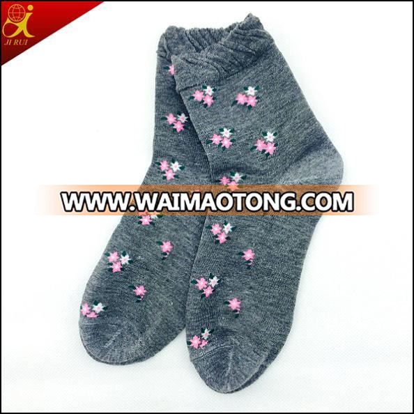 Popular Beautiful Custom Socks Polyster